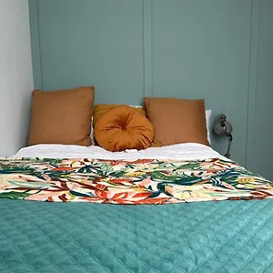 Accommodation, Near With Free Parking And High Speed Wi-fi Homestay Bath