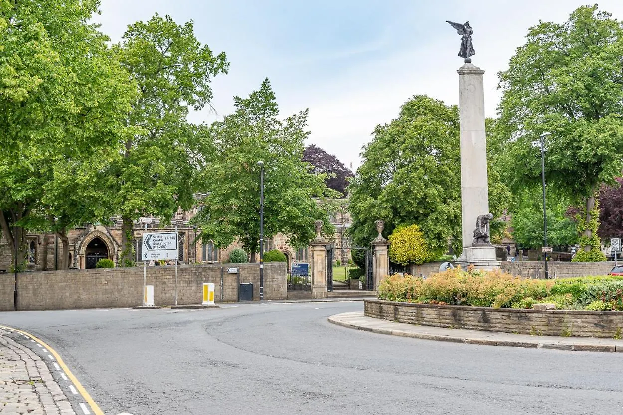 Dale Side - Skipton 0*,  United Kingdom
